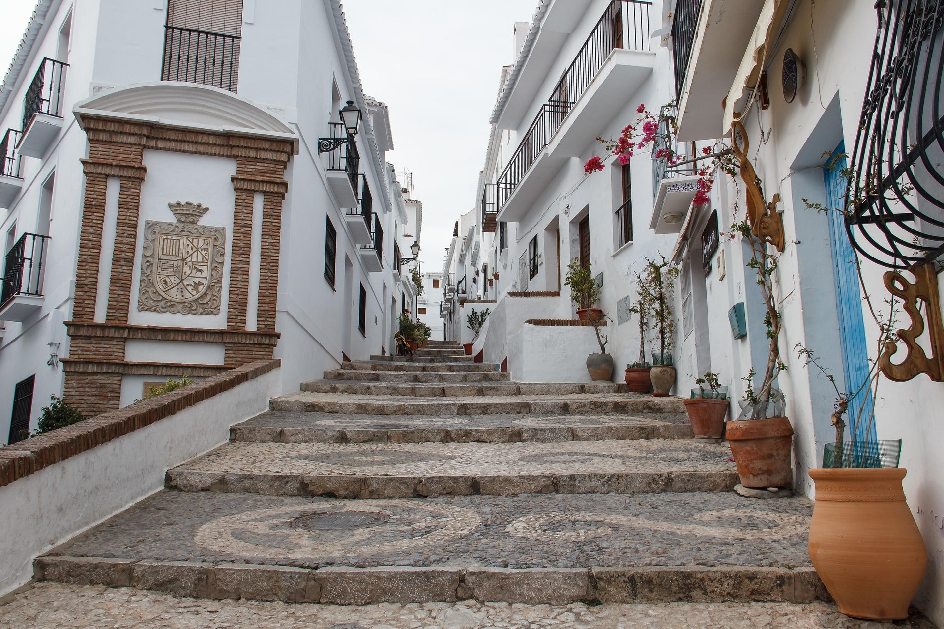14578371-frigiliana-4773390_1920 14578371-frigiliana-4773390_1920